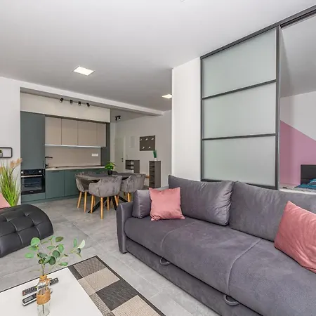 Apartment Lana 3 *